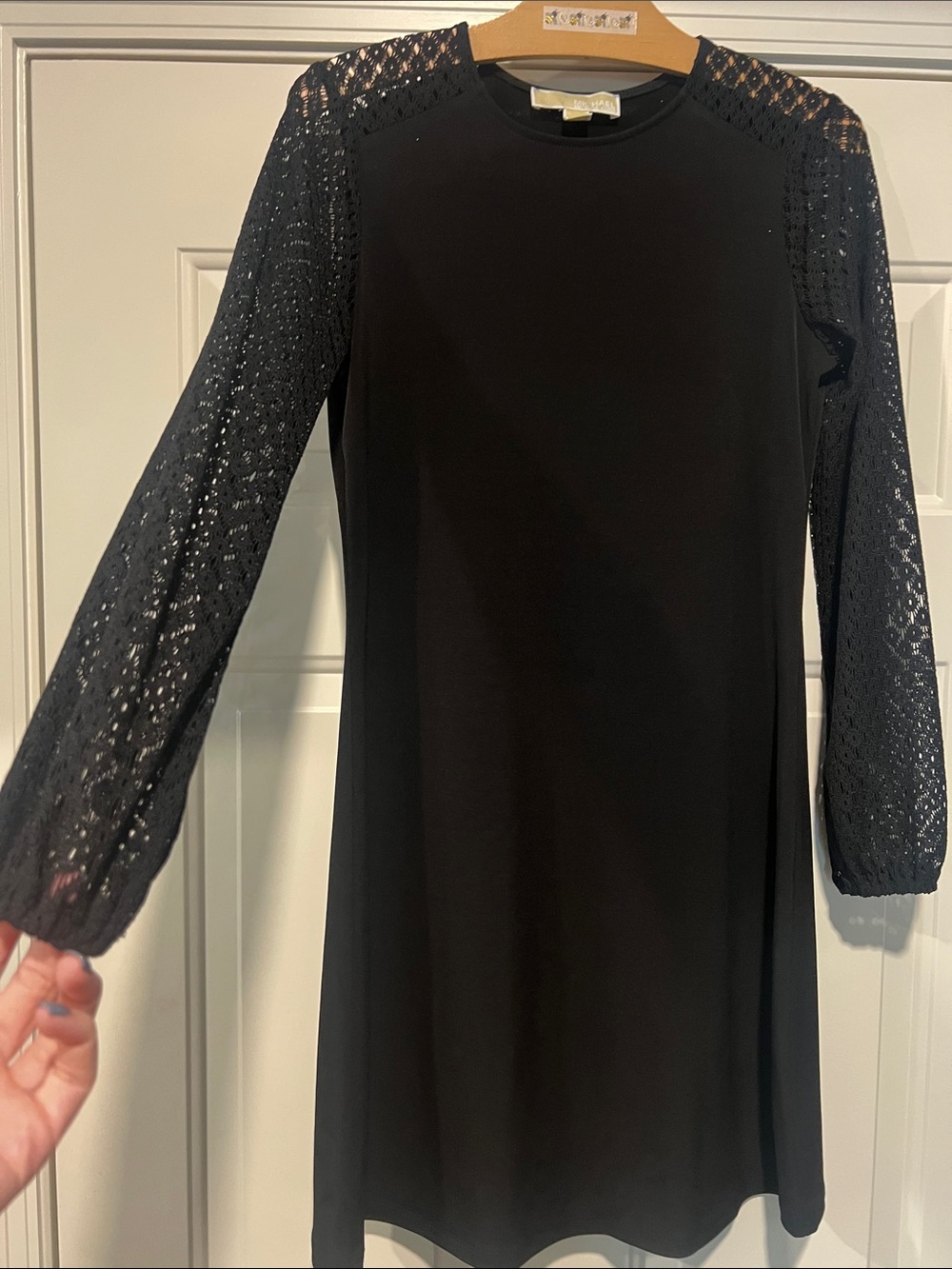 Michael Michael Kors Sz XS‎ Black Lace Sleeve Shift Dress Crochet LBD Whimsigoth